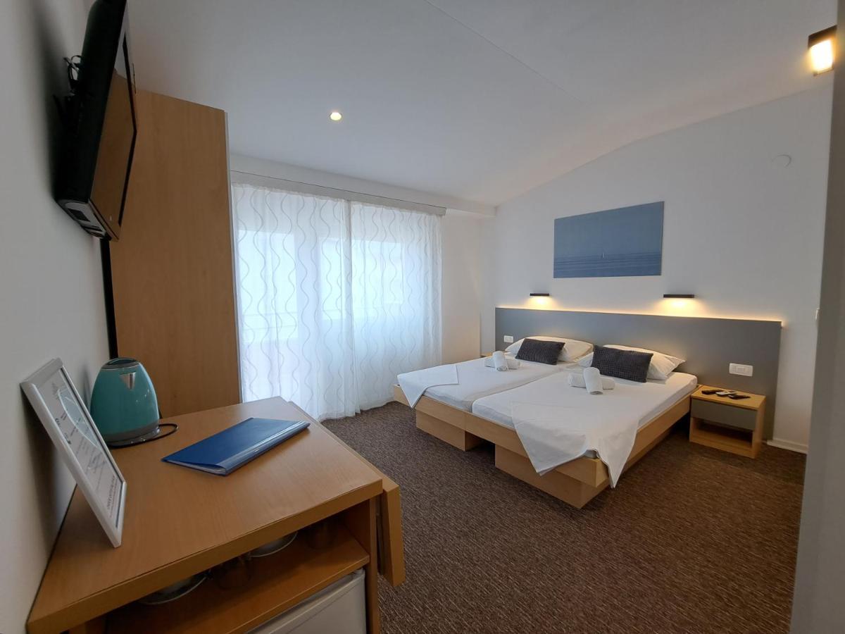 Rooms Zvonimir Стобреч Екстер'єр фото