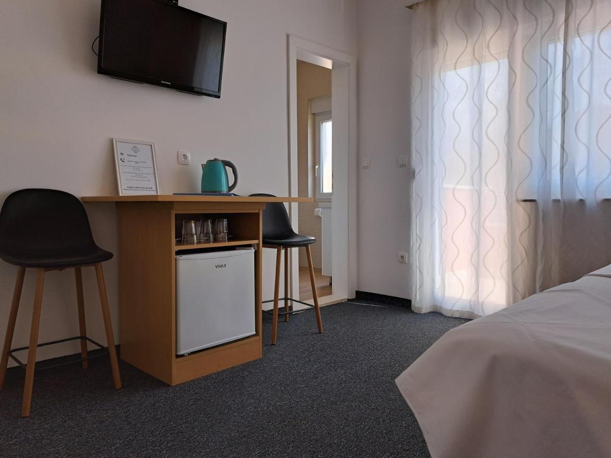 Rooms Zvonimir Стобреч Екстер'єр фото